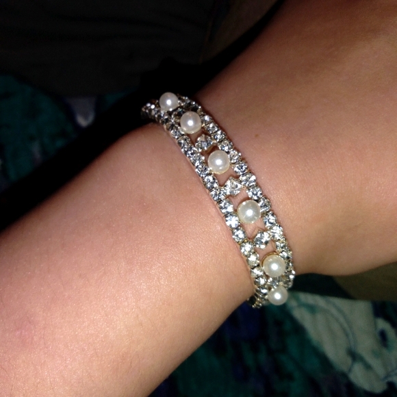 David's Bridal bracelet - Picture 1 of 3